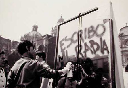 Tres acciones y un texto desesperado