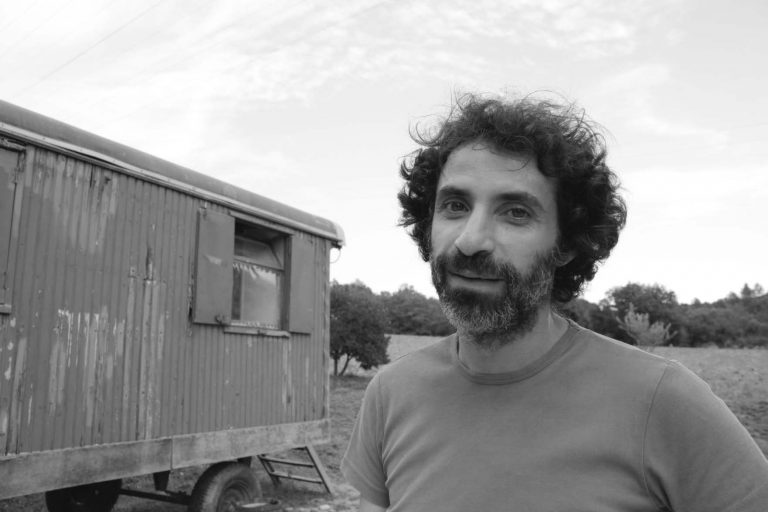 El teatro está aquí, pero no podemos verlo