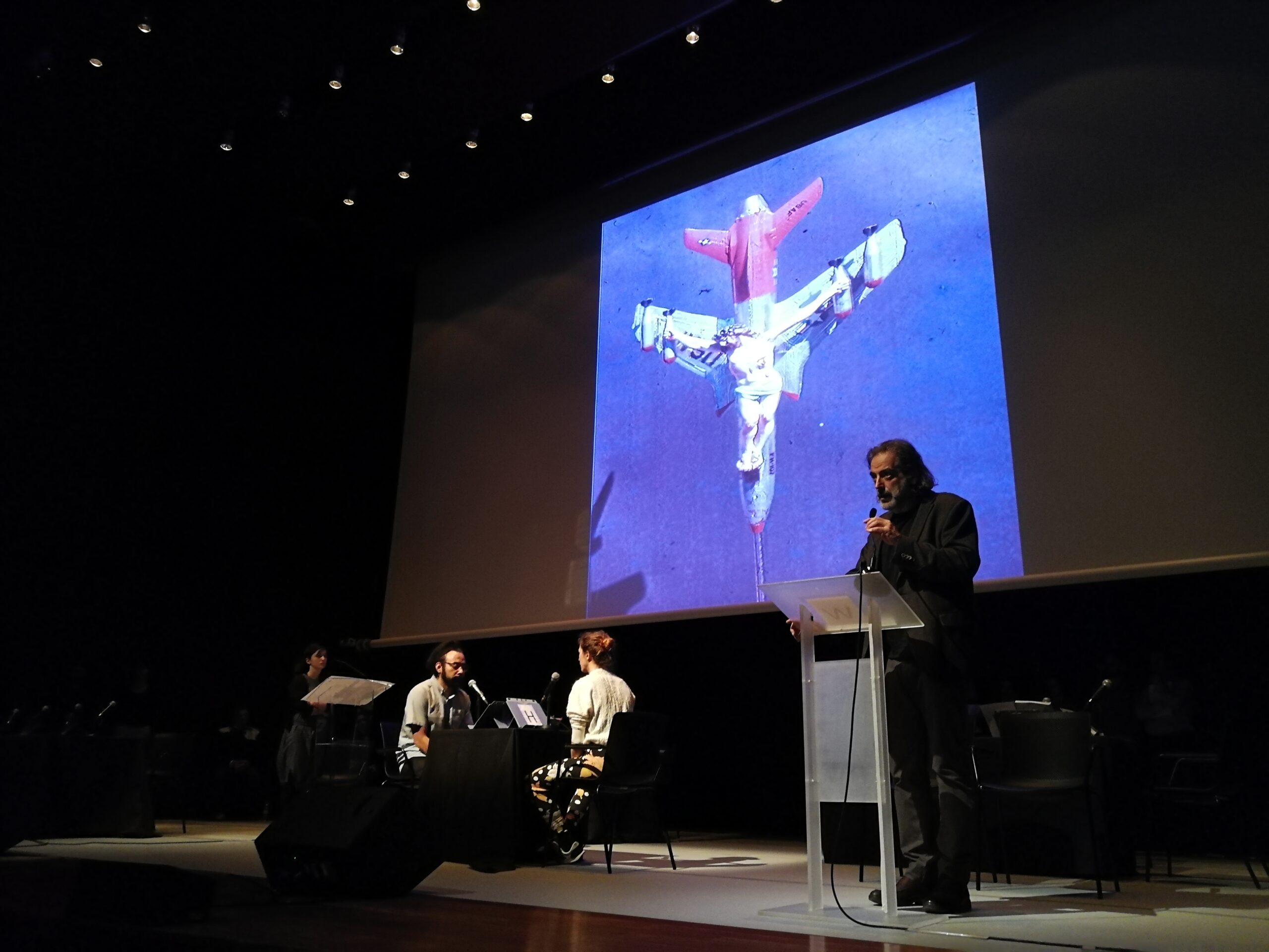 Prólogo y dedicatoria